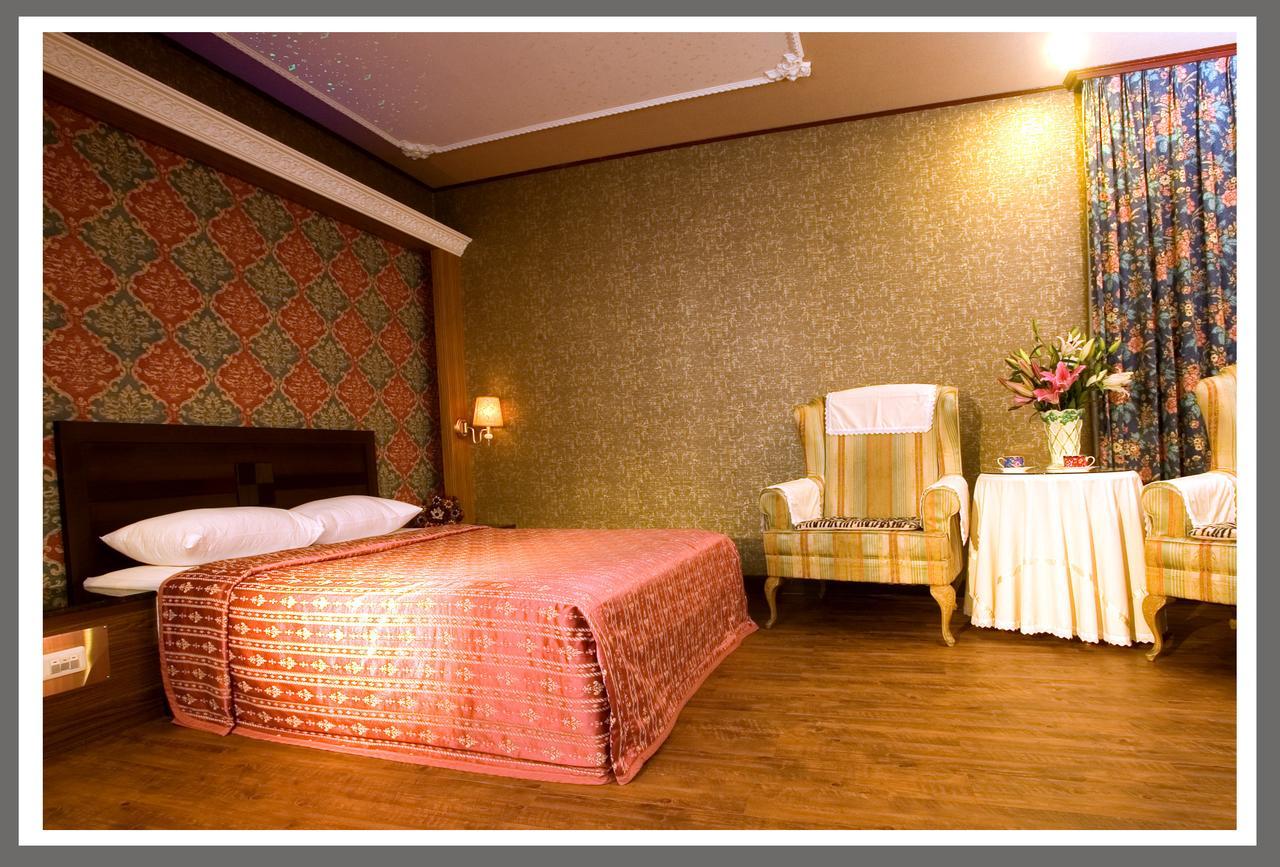 Hotel Lee-Chan Taipei Exteriör bild